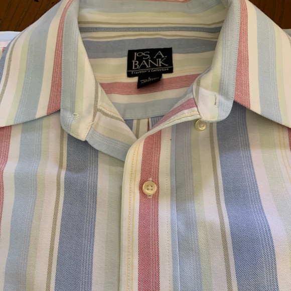 Jos.A.BankTraveler’s Collection Multicolored Dress Shirts.  Size Large. 2 items - Picture 5 of 10